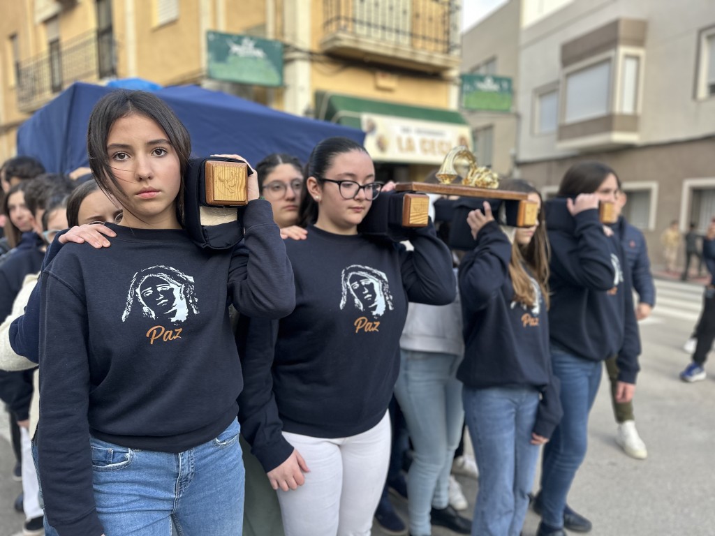 Primer ensayo de los pequeños costaleros de María santísima de la Paz