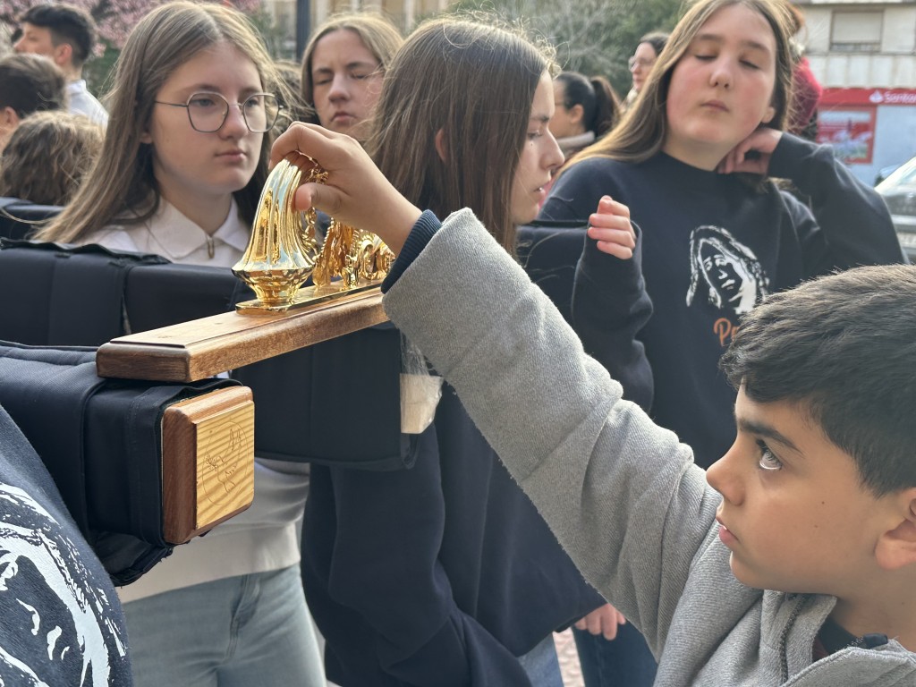 Primer ensayo de los pequeños costaleros de María santísima de la Paz