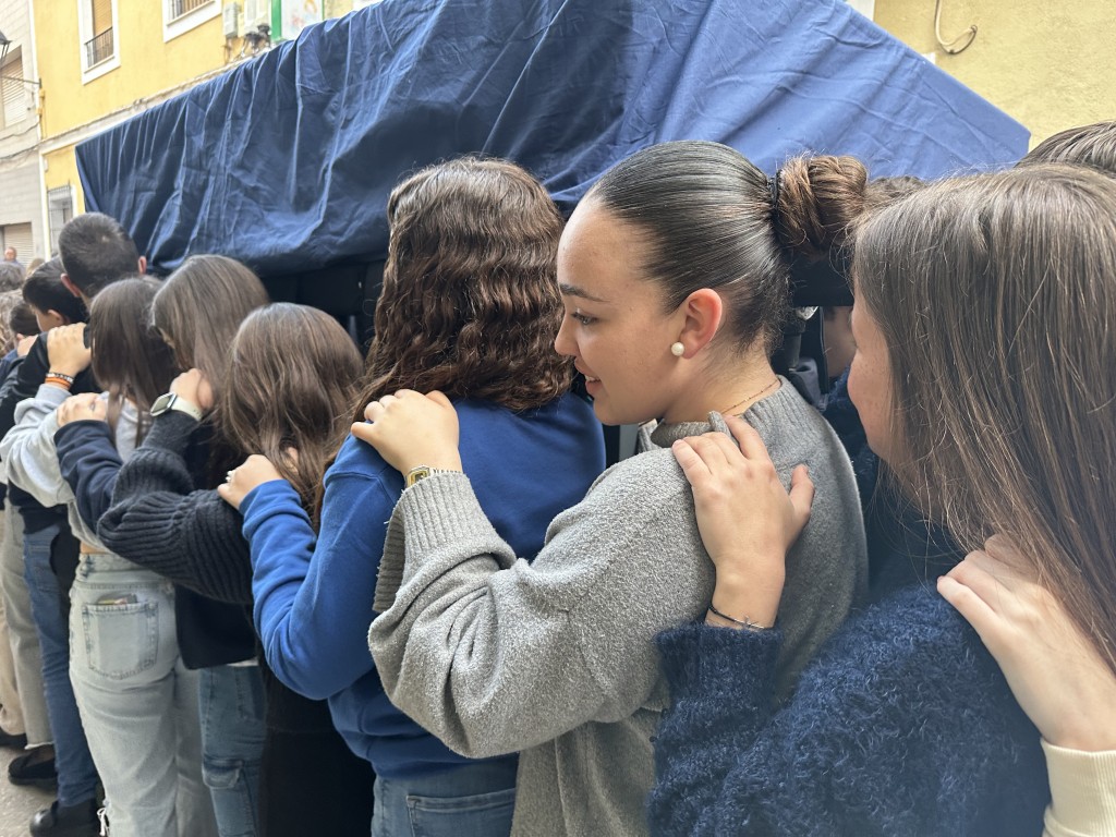 Primer ensayo de los pequeños costaleros de María santísima de la Paz