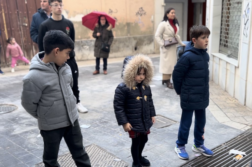 Primer ensayo de los pequeños costaleros de María santísima de la Paz