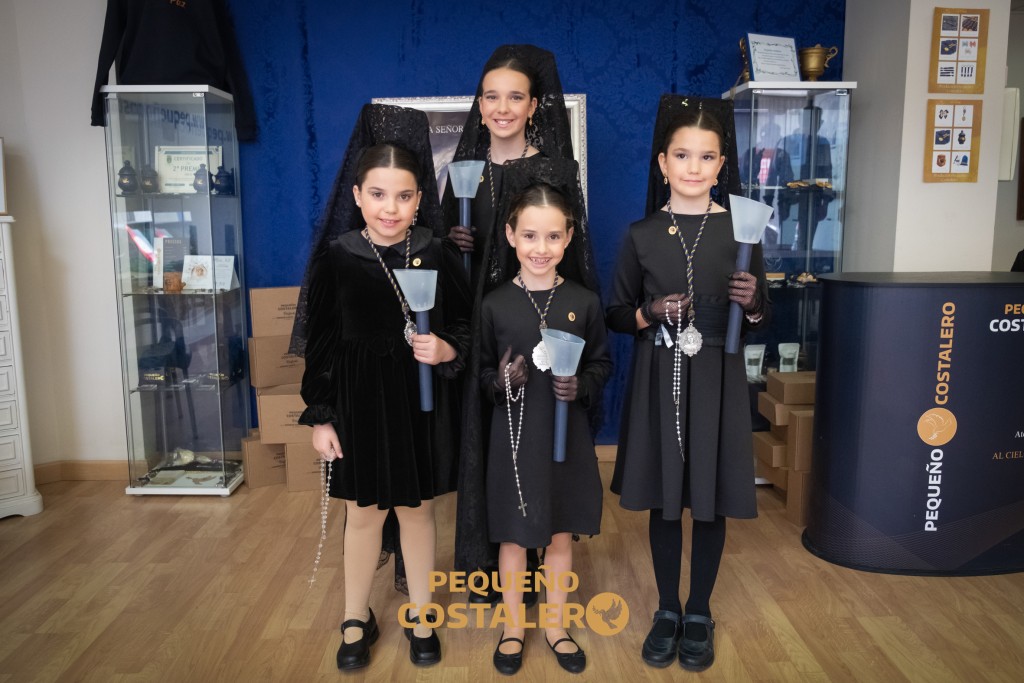 GALERÍA  8  MANOLAS I PROCESIÓN MARÍA SANTISIMA DE LA PAZ 2024